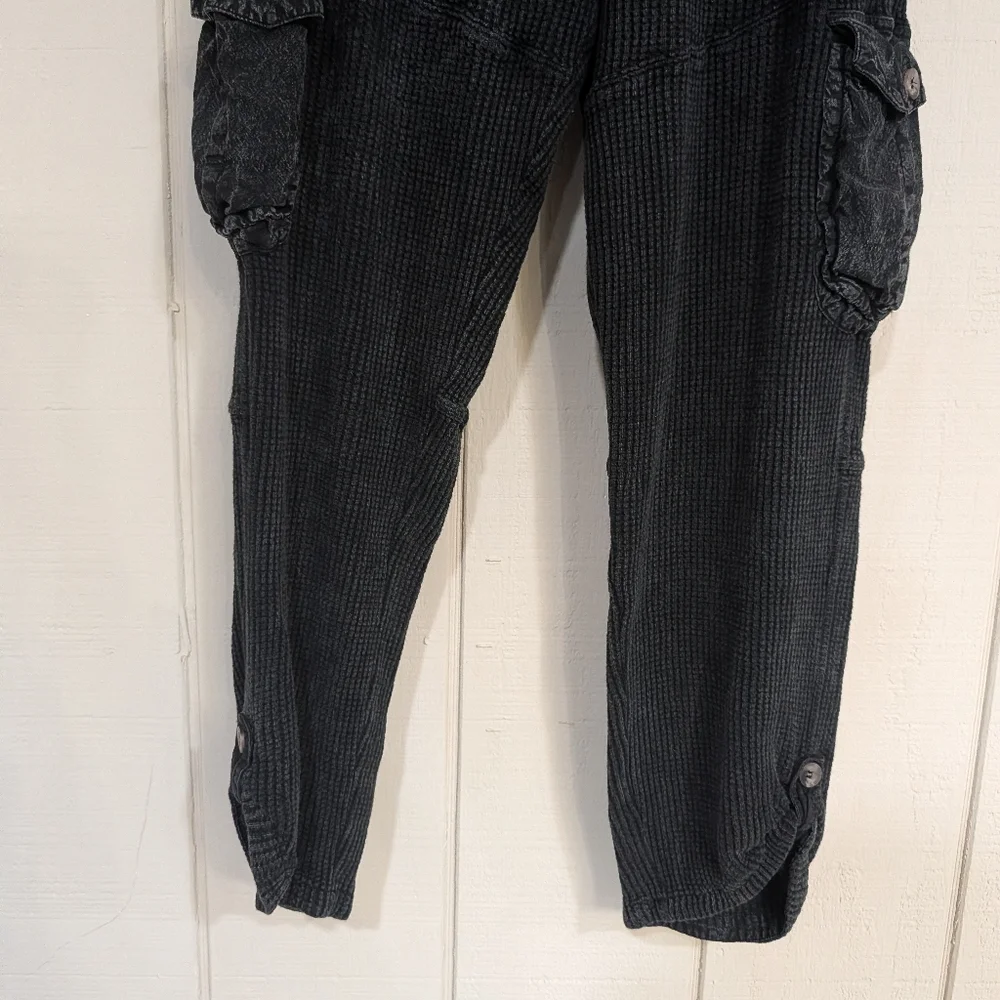 Free People ONE Frankie Thermal Cargo‎ Pants Black Waffle Knit Slouchy